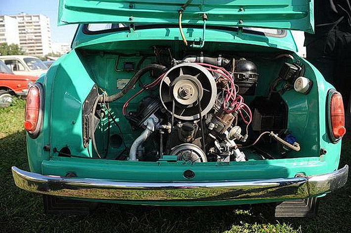Engine of ZAZ-965 located behind