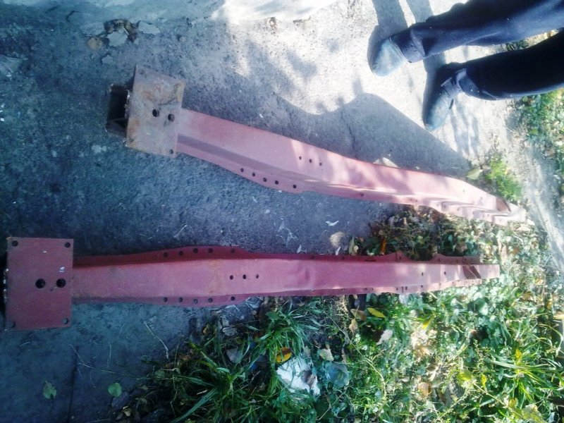 Лонжерон газ. Лонжерон задний газ 3102. Лонжероны газ 21. Передние лонжероны газ 2410. Лонжерон пола передний газ-3110.