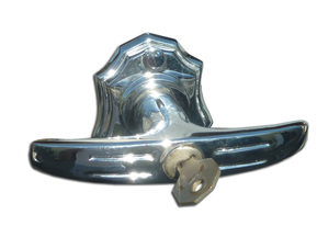 Trunk handle assembly