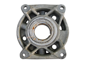 Bearing part of the front bearing of a bent shaft